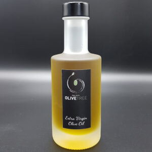 Olivenöl in mattierter Flasche
